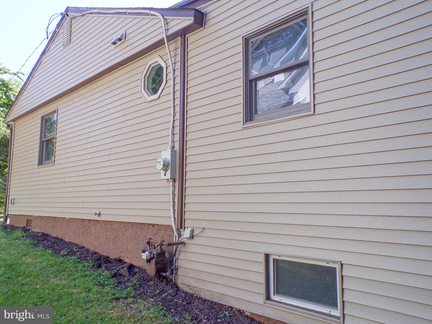 121 Ronaldson St