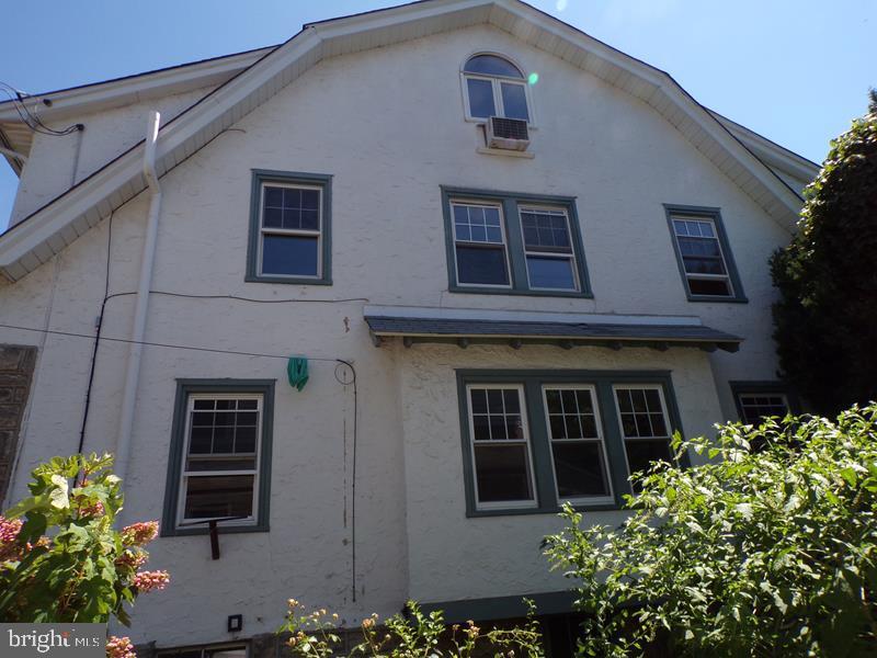 4024 Berry Ave