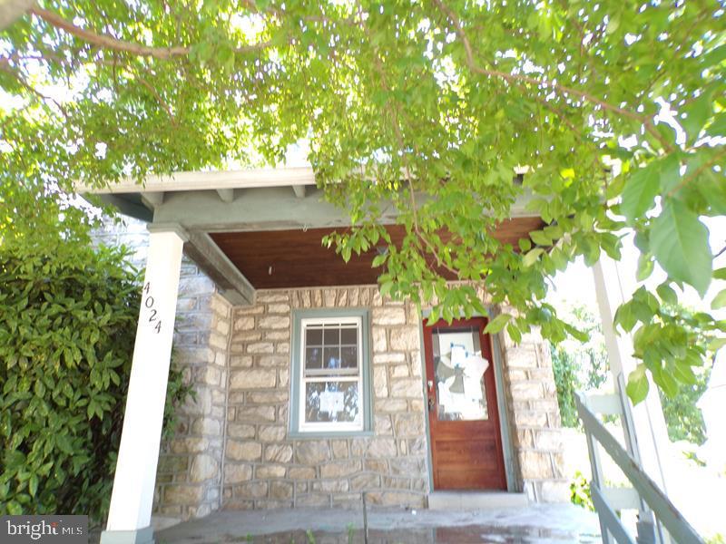 4024 Berry Ave
