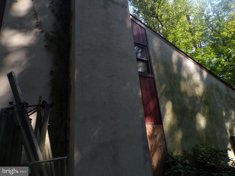 300 French Rd