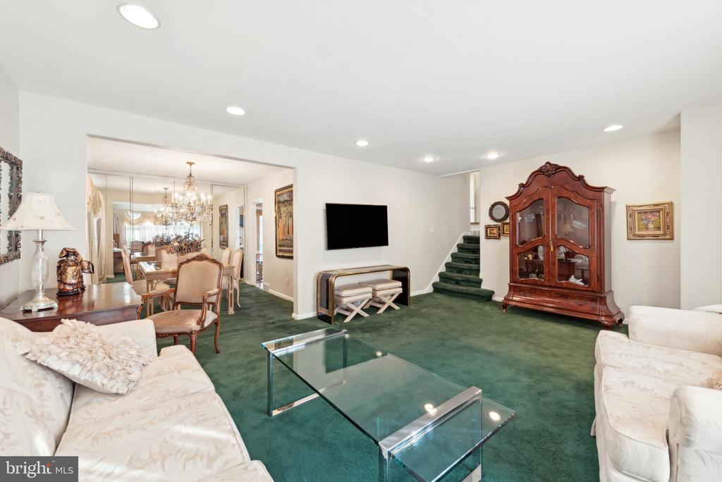 411 Achille Rd