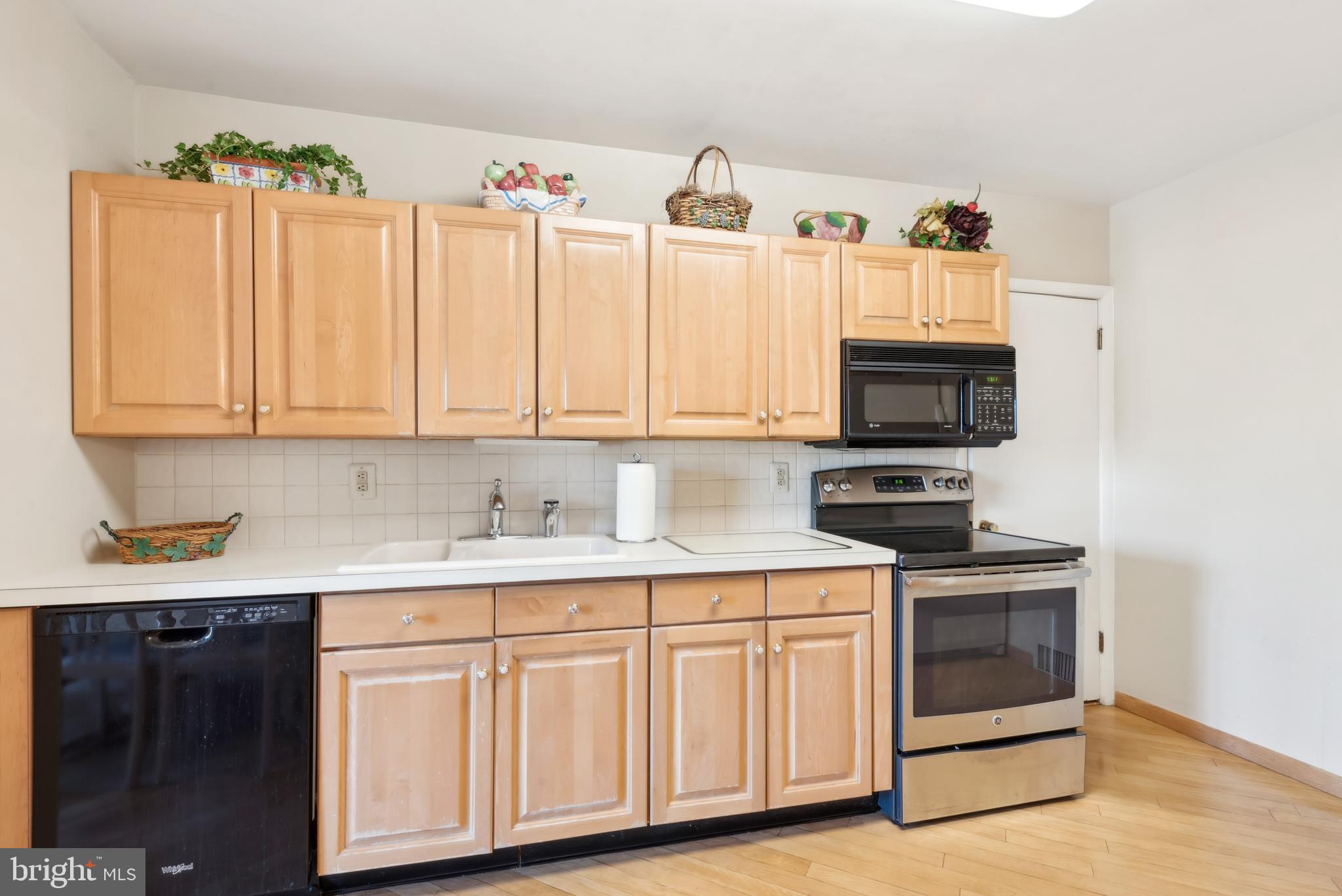 411 Achille Rd