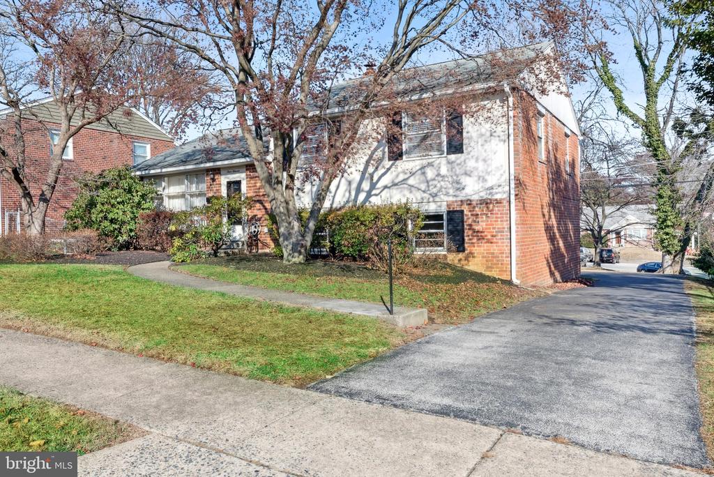 411 Achille Rd