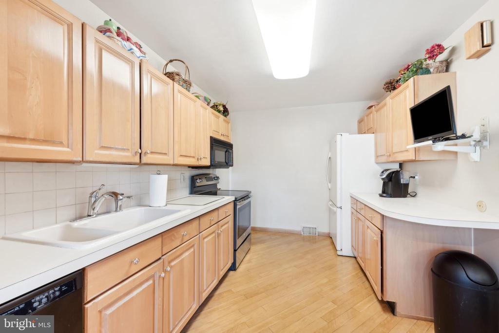 411 Achille Rd