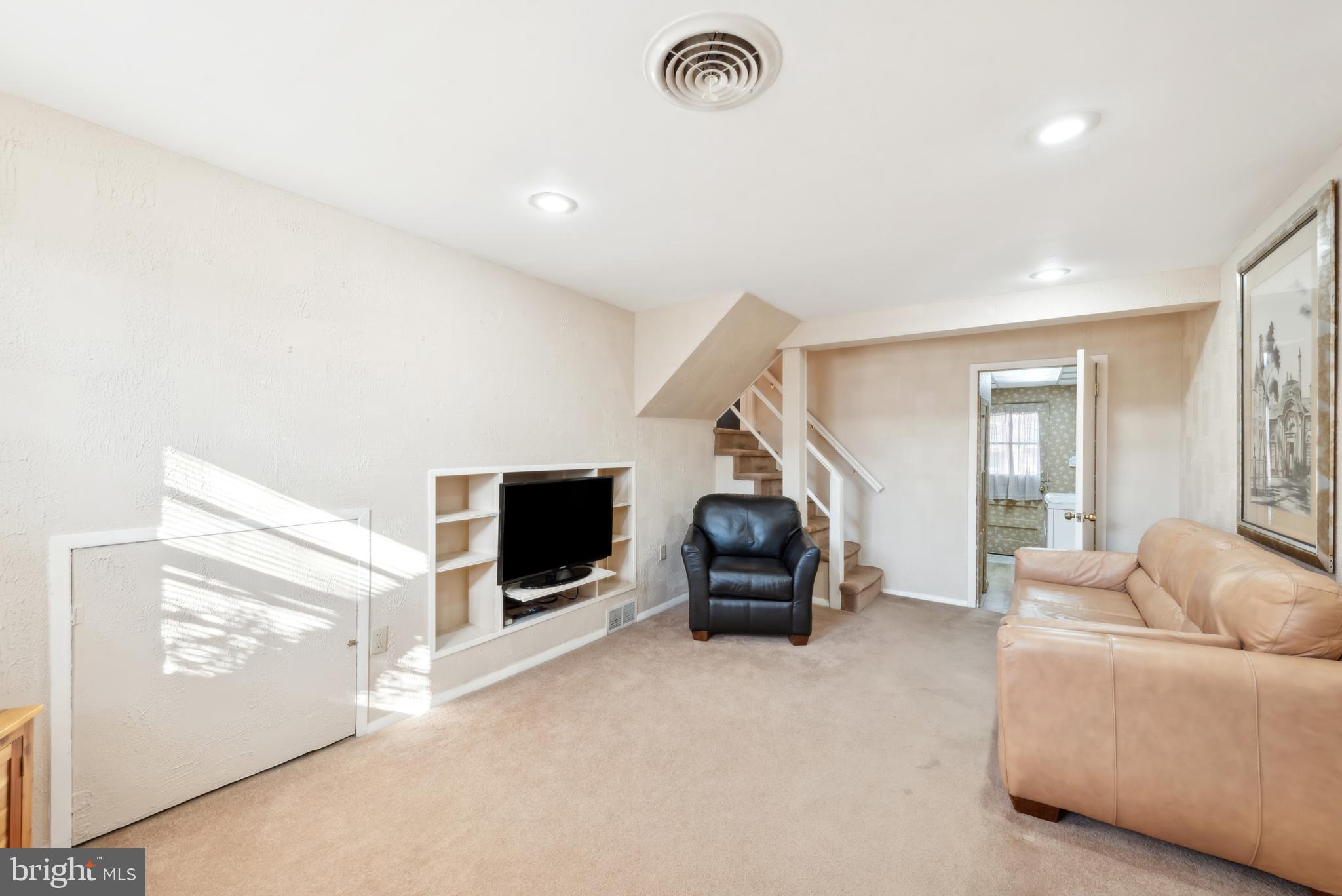 411 Achille Rd