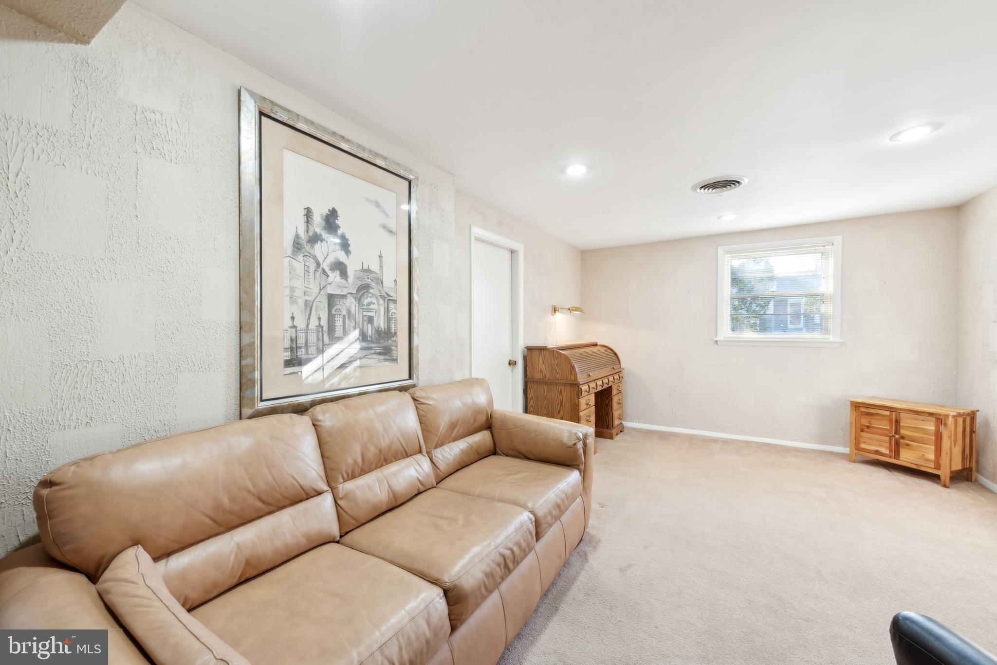 411 Achille Rd