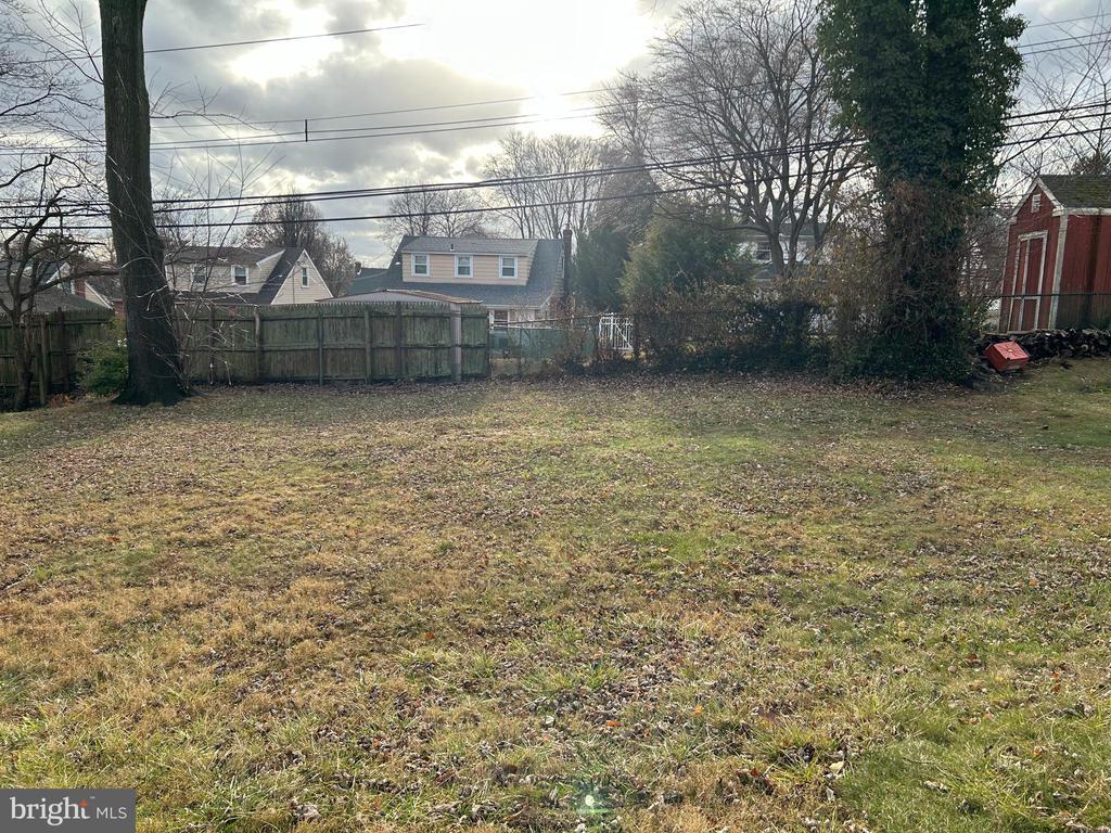 228 Hawthorne Rd