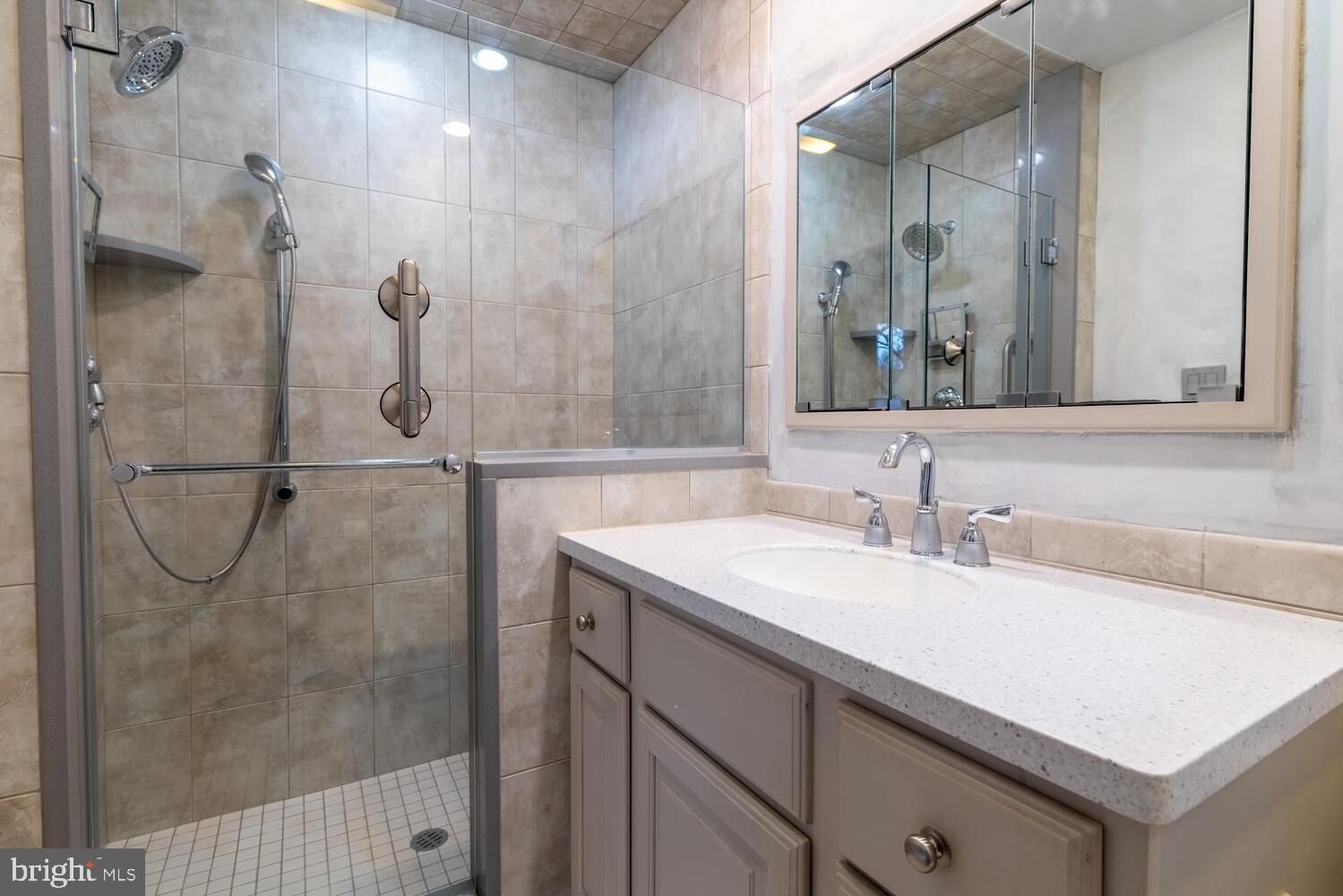 731 Wynnewood Rd #18