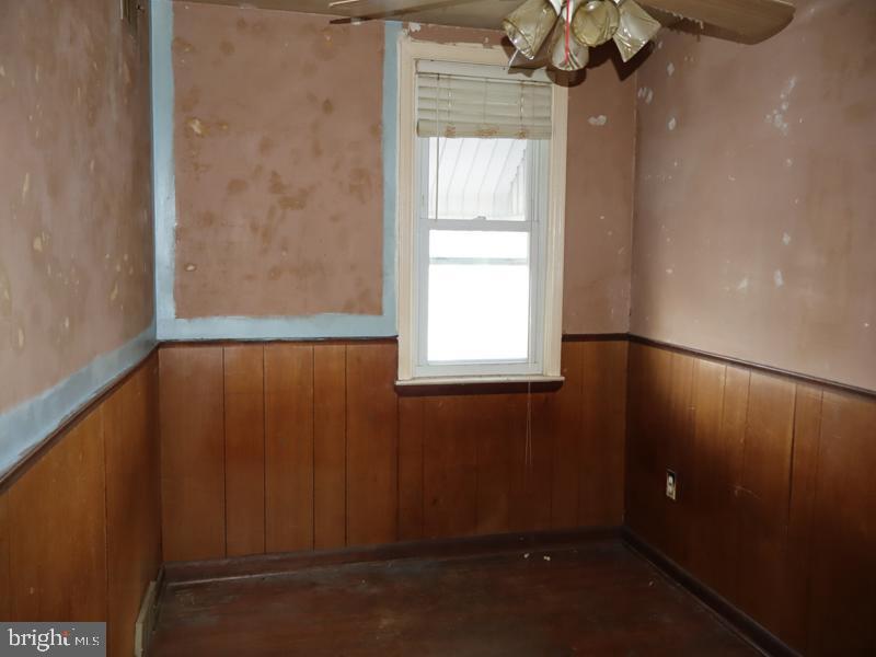 110 Lynn Rd