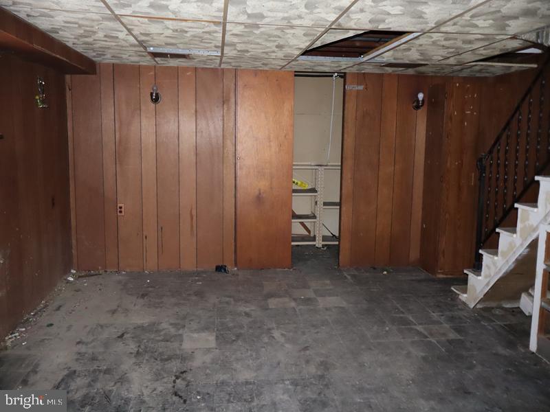 110 Lynn Rd