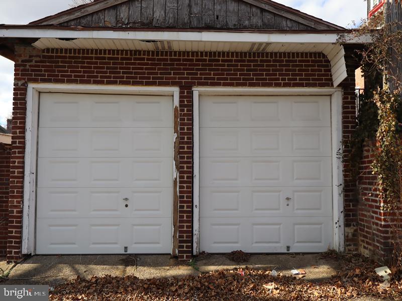 142 Bartlett Ave