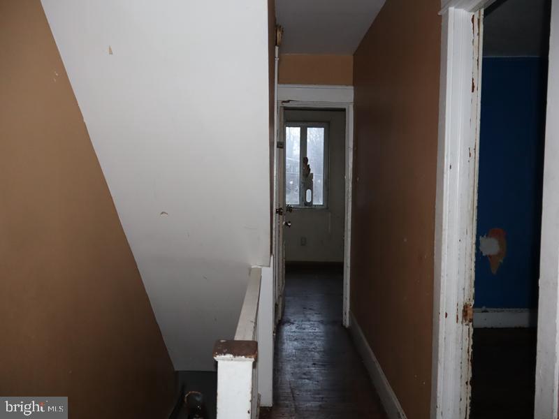 142 Bartlett Ave