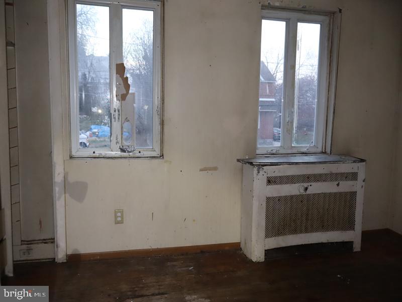 142 Bartlett Ave