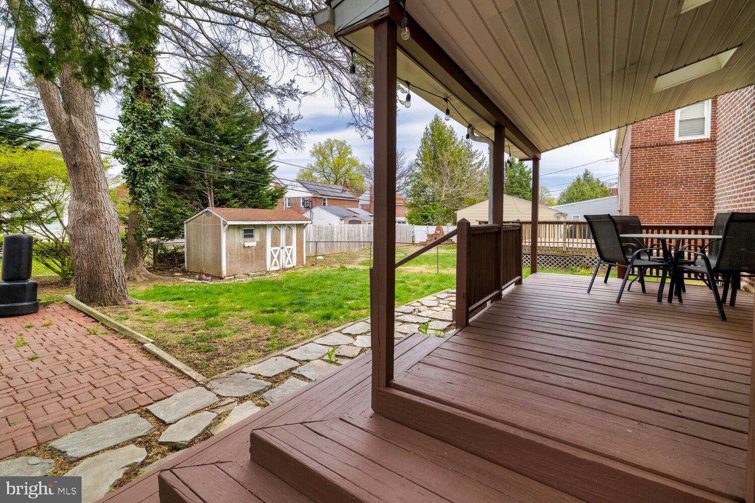 229 Rosewood Ave