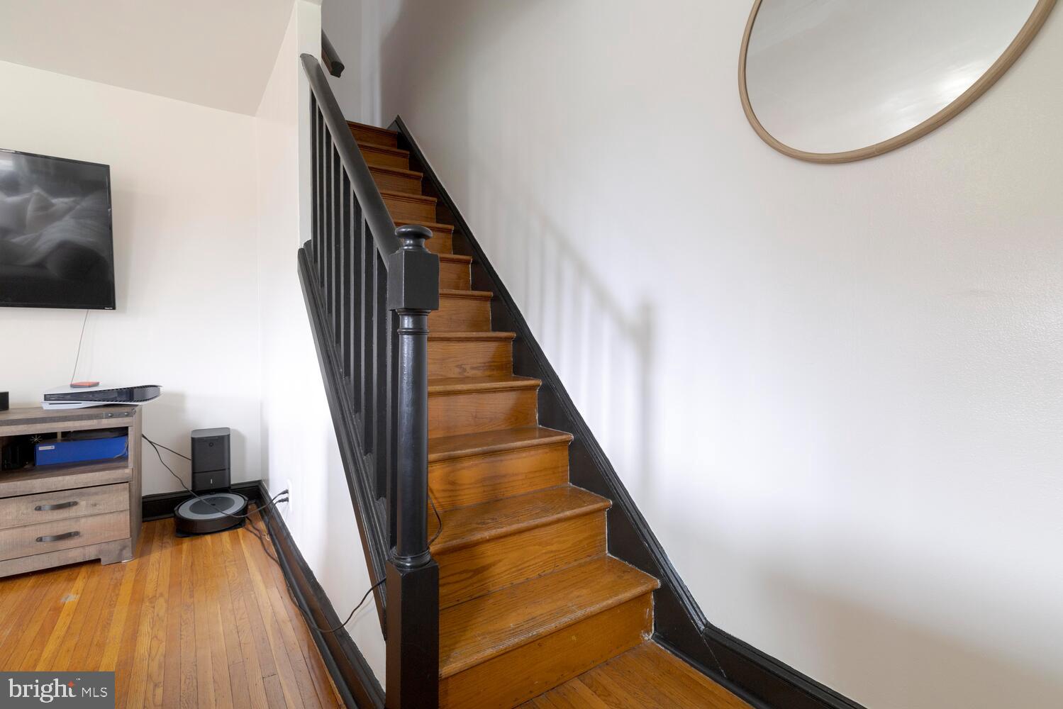 229 Rosewood Ave