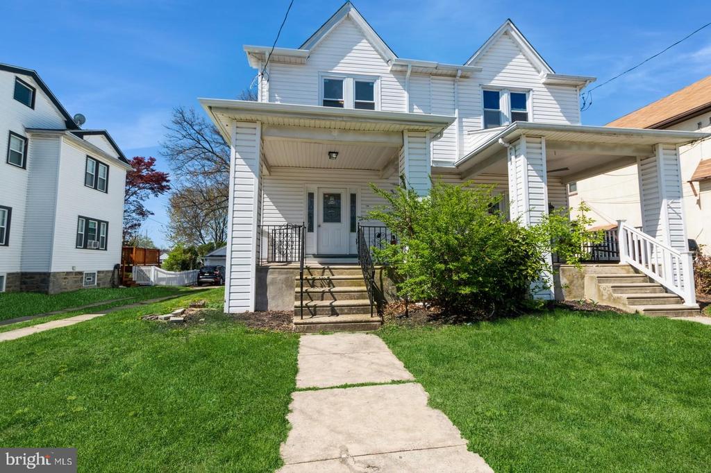 1206 Myrtlewood Ave
