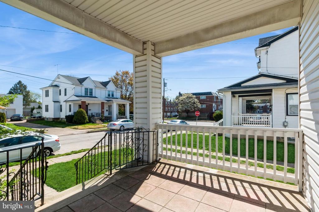 1206 Myrtlewood Ave