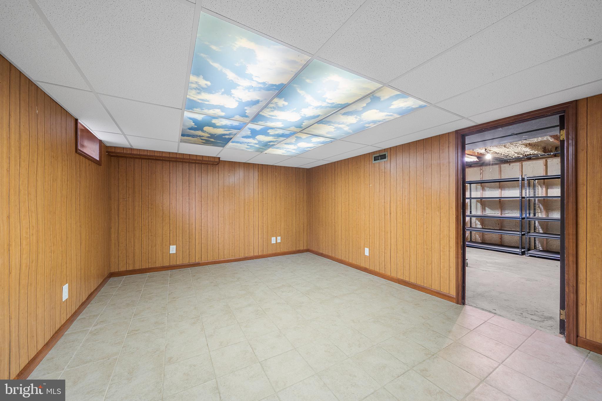 229 Bloomingdale Ave #1