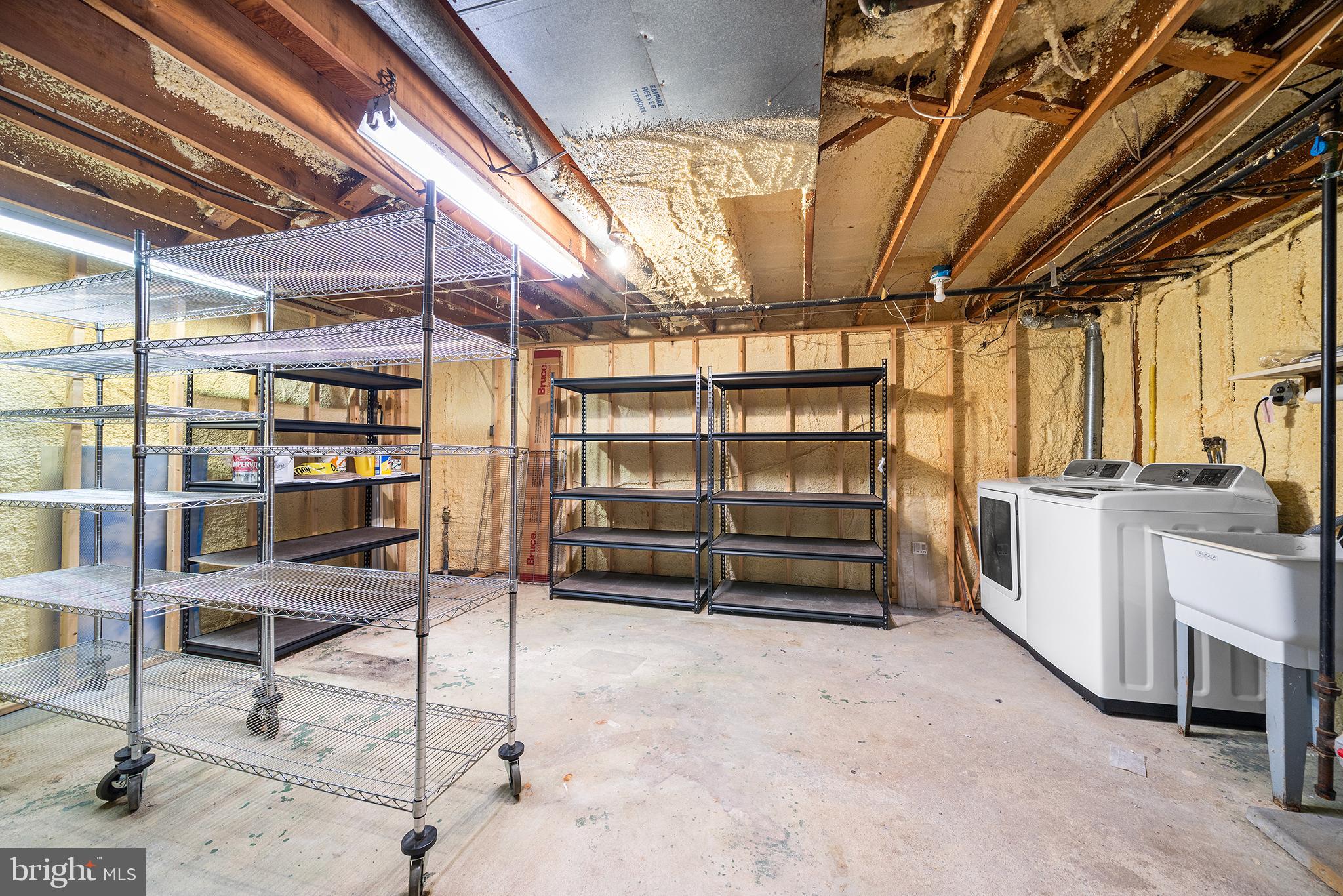 229 Bloomingdale Ave #1