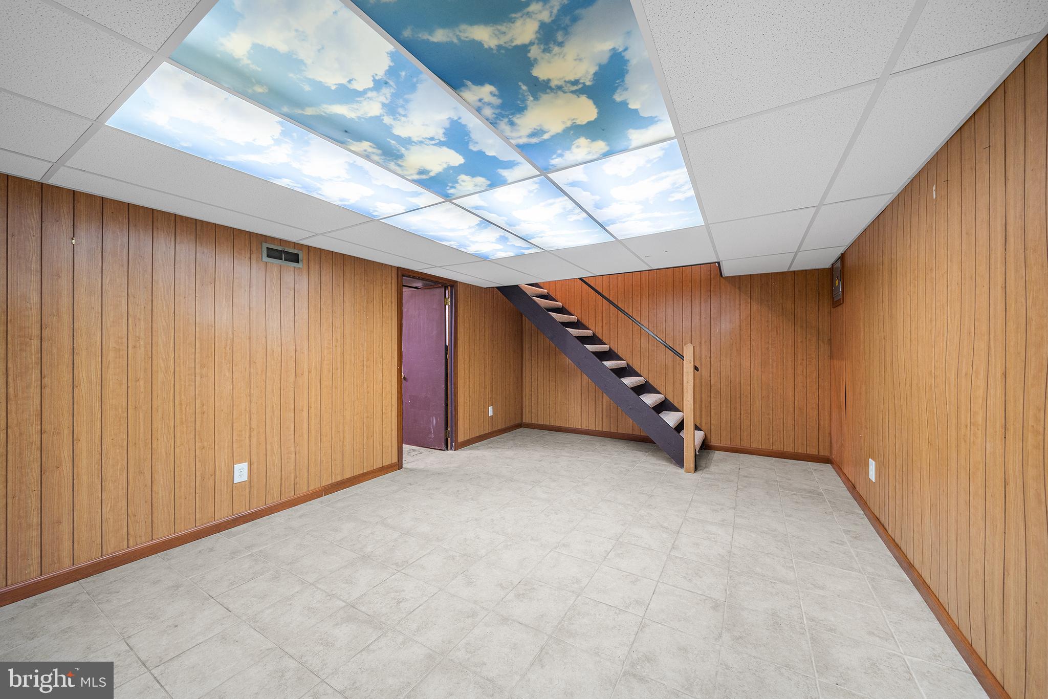 229 Bloomingdale Ave #1