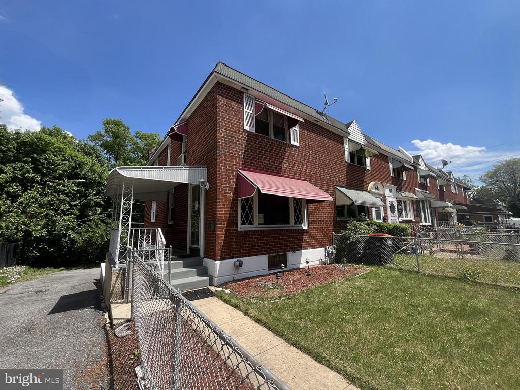 1313 Kerlin St