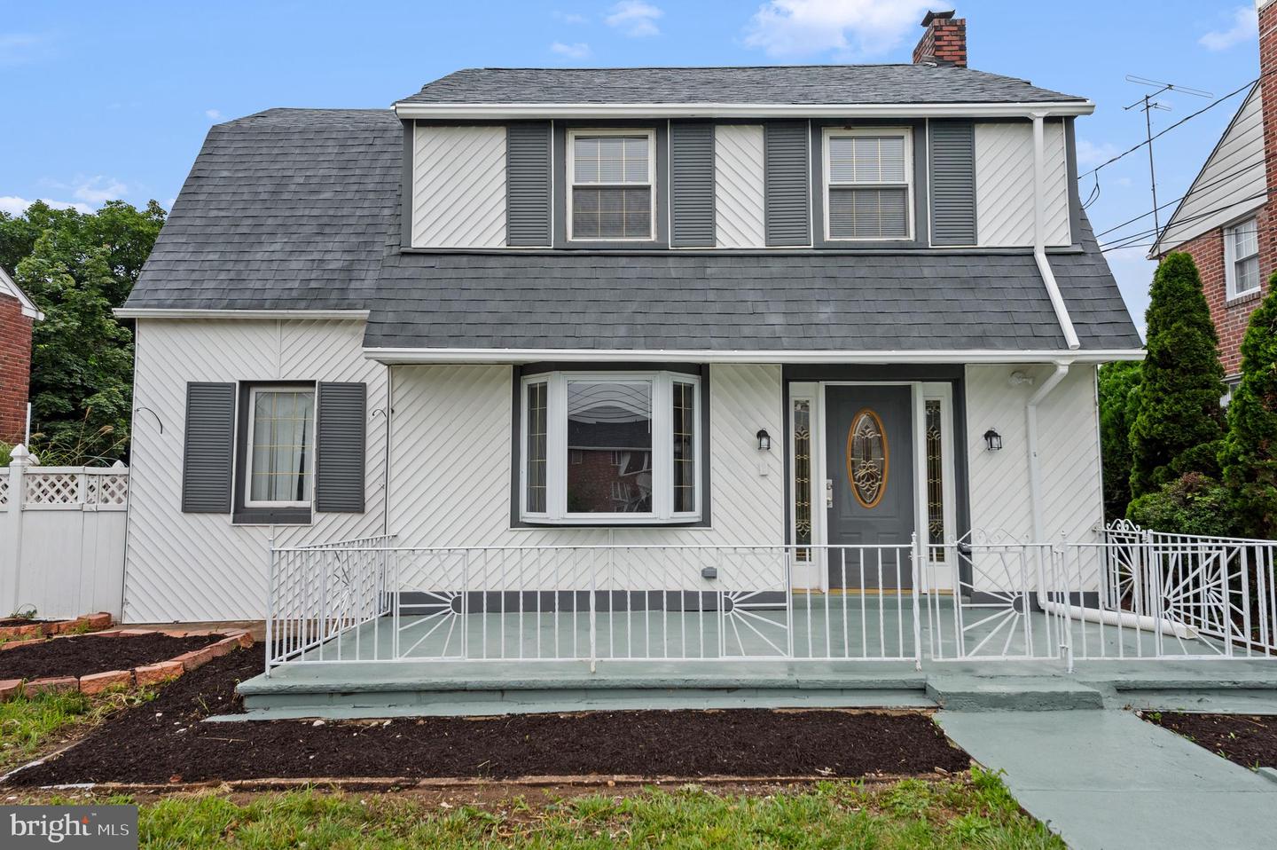 1112 Serrill Ave