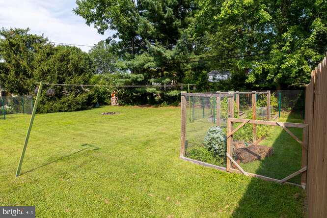 1203 Villanova Ave
