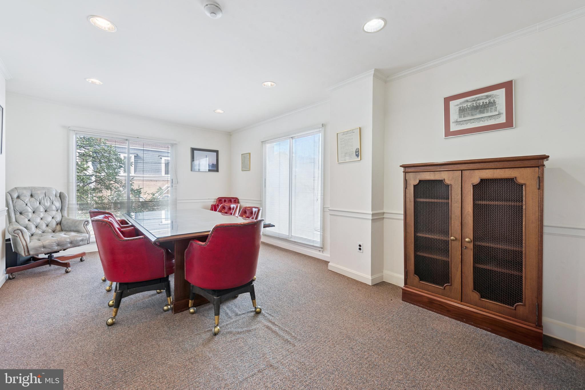 20 W THIRD STREET
