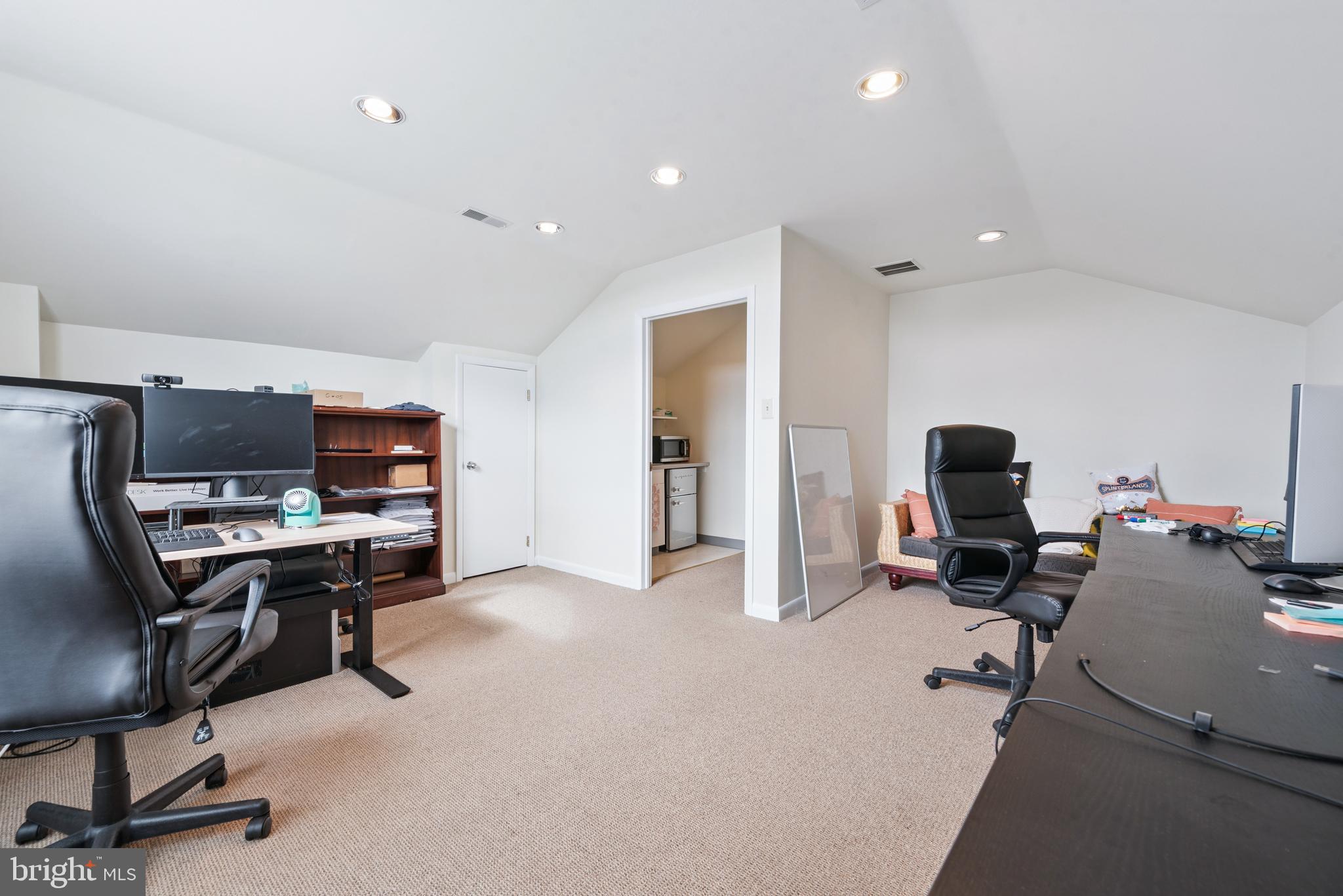 20 W THIRD STREET