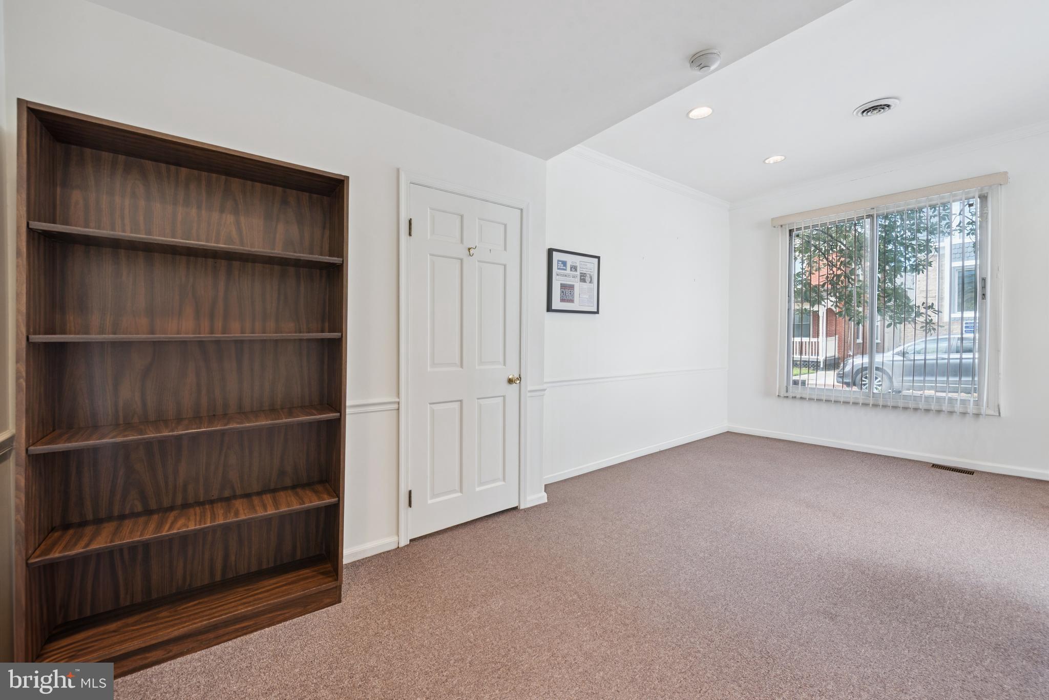 20 W THIRD STREET