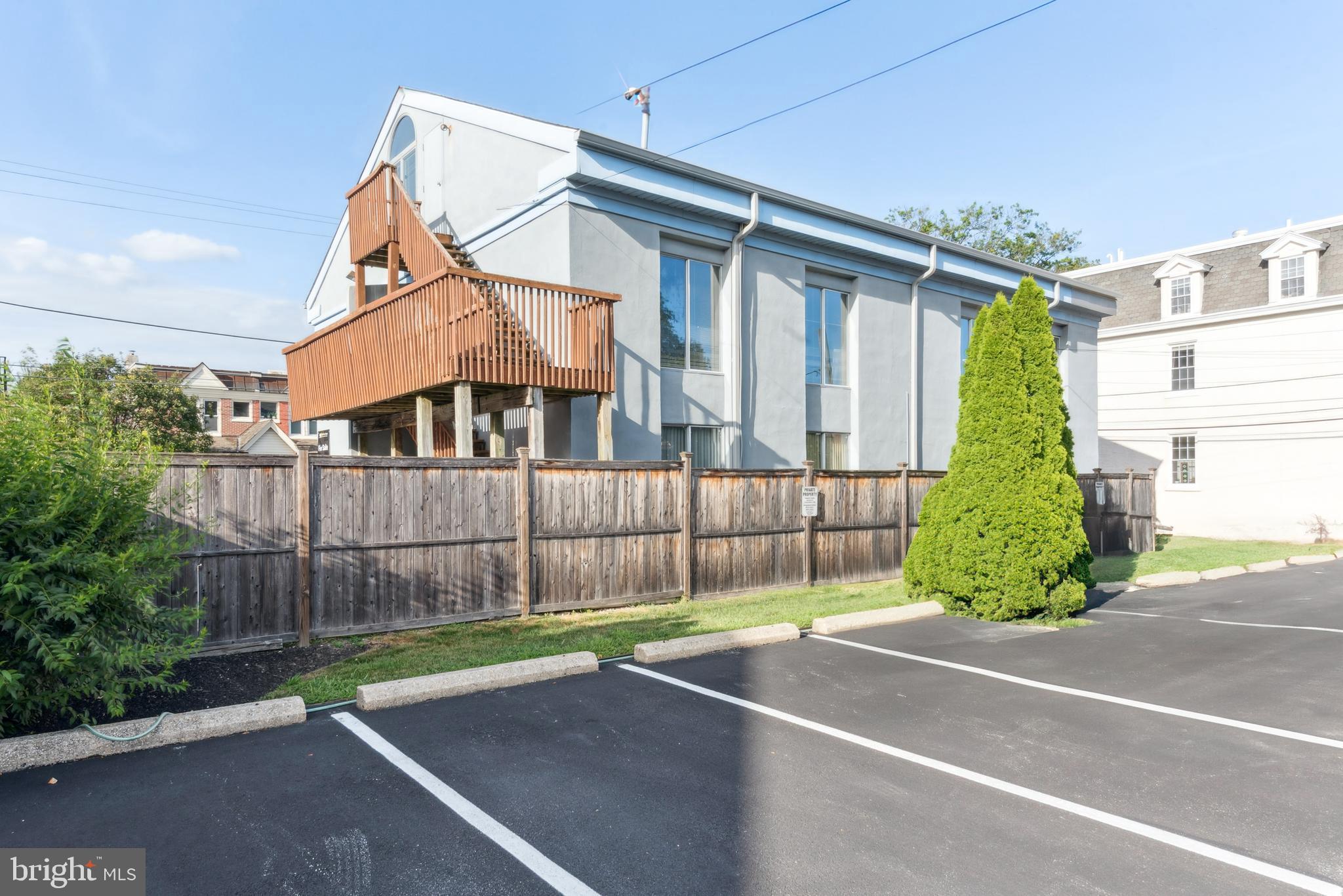 20 W THIRD STREET