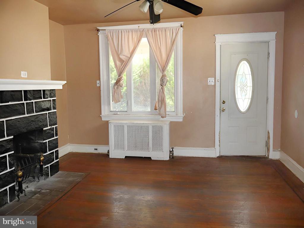 537 ORCHARD AVENUE