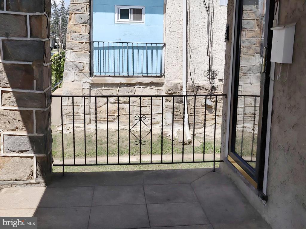 537 ORCHARD AVENUE