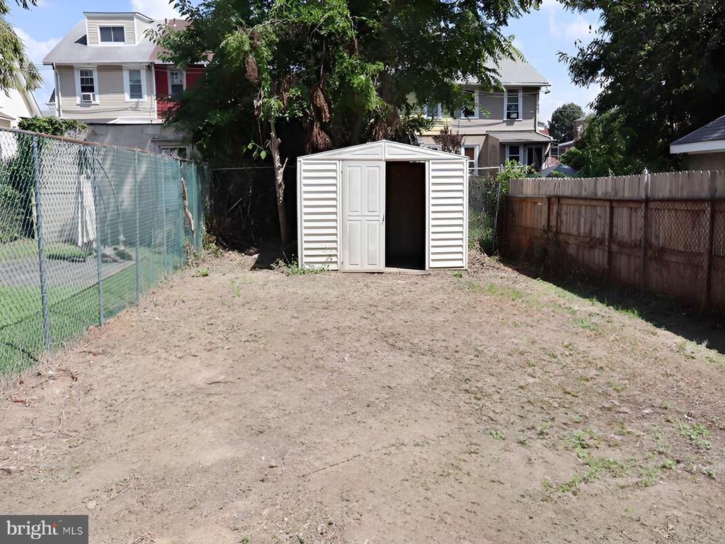 537 ORCHARD AVENUE