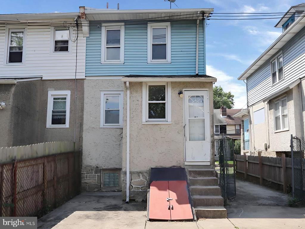 537 ORCHARD AVENUE