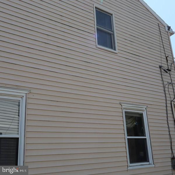 307 PARK CIRCLE