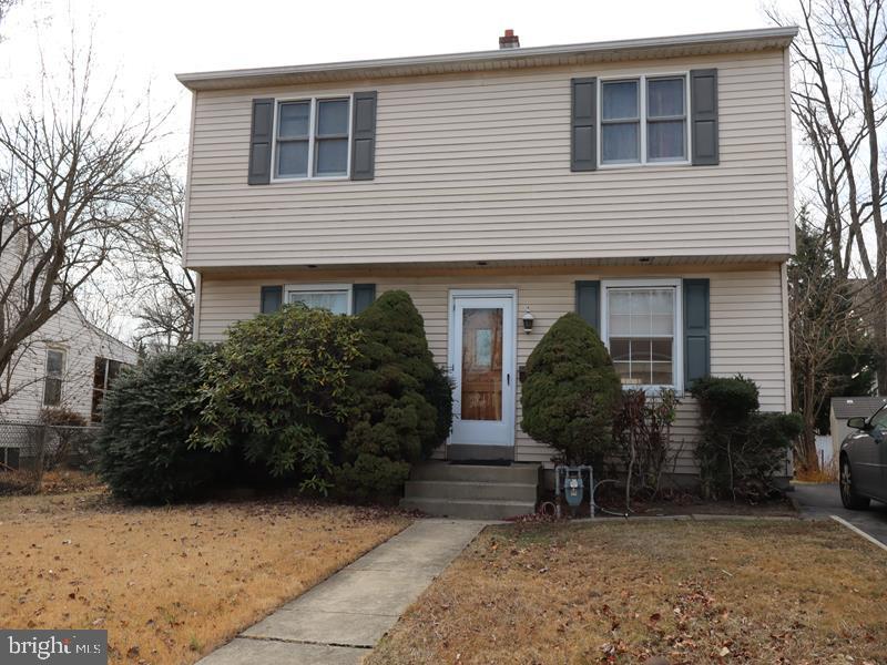 307 PARK CIRCLE