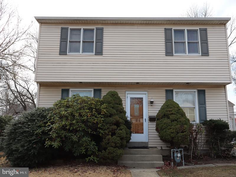 307 PARK CIRCLE