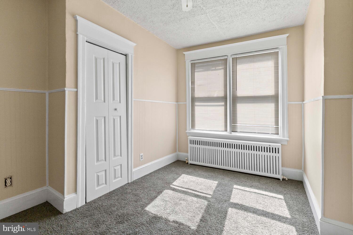 1127 E 11TH STREET