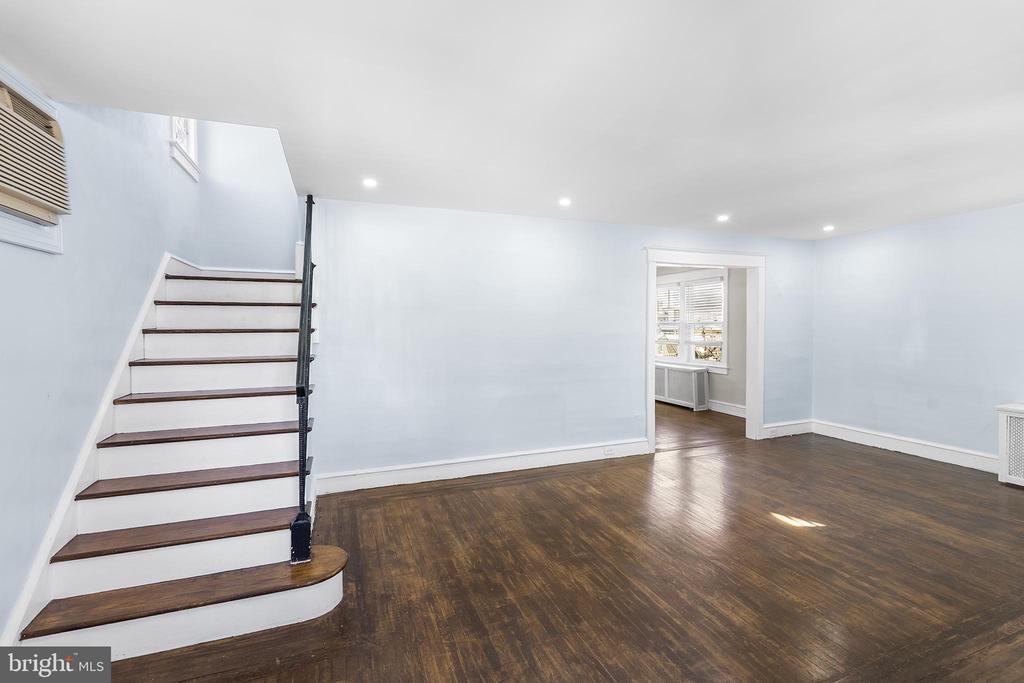 103 LEON AVENUE