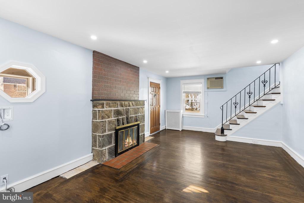 103 LEON AVENUE