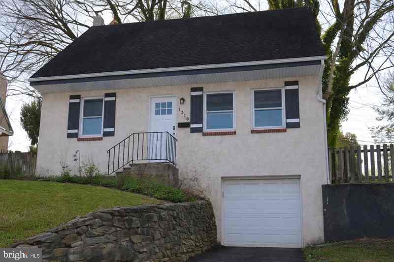 1316 BULLENS LANE