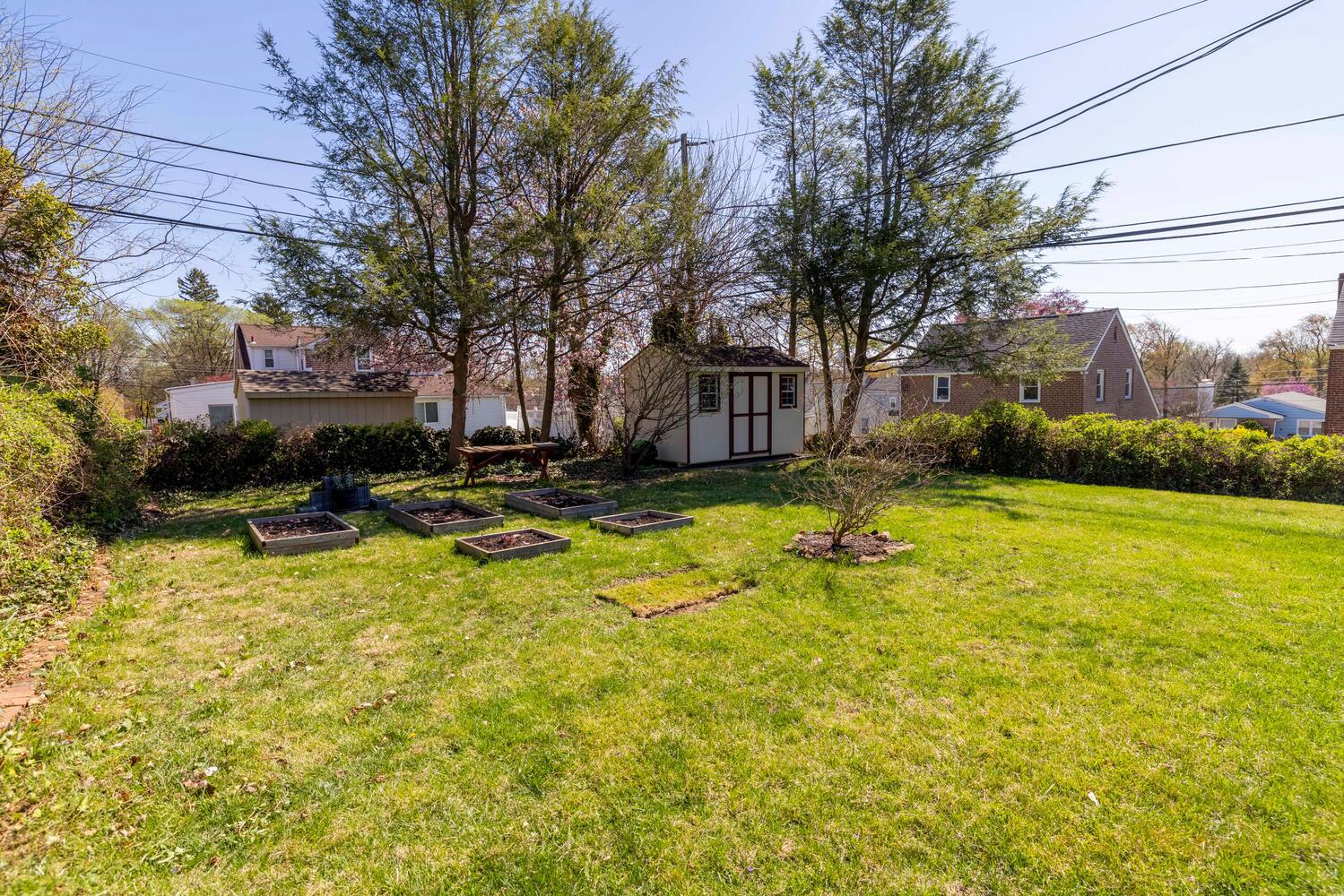 315 EDGEMORE ROAD