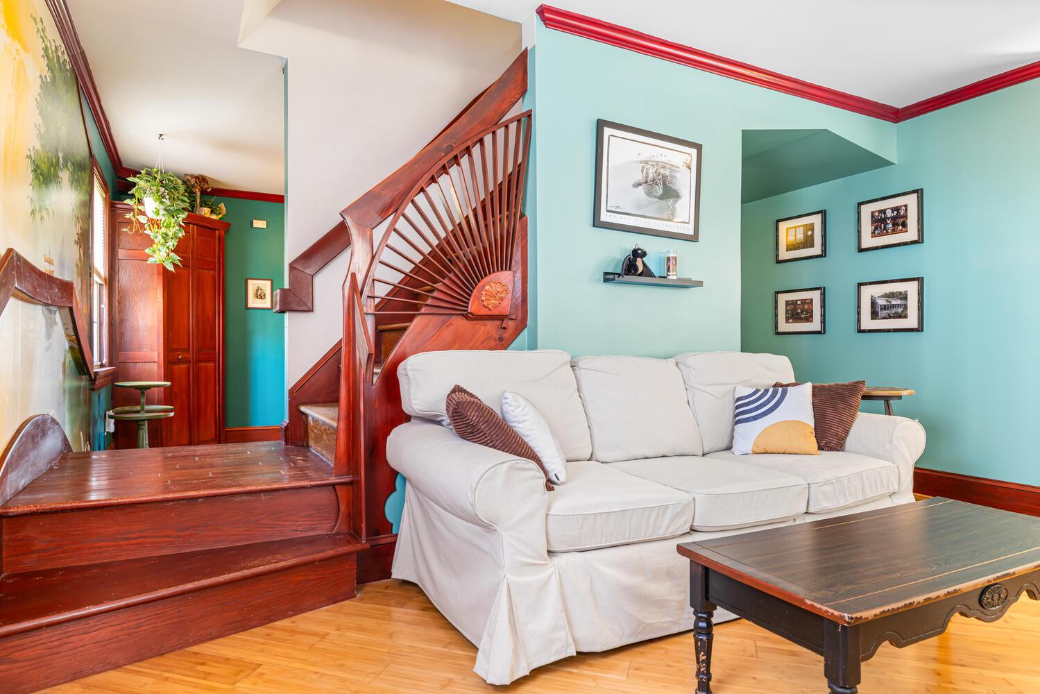 315 EDGEMORE ROAD