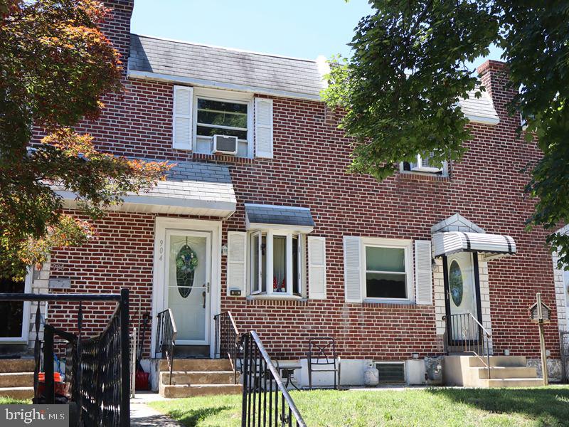 904 GRANT ROAD