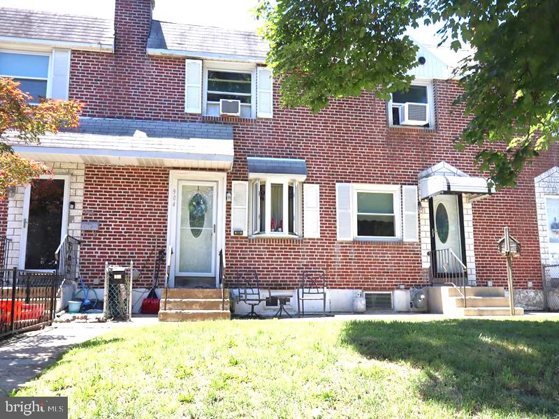 904 GRANT ROAD