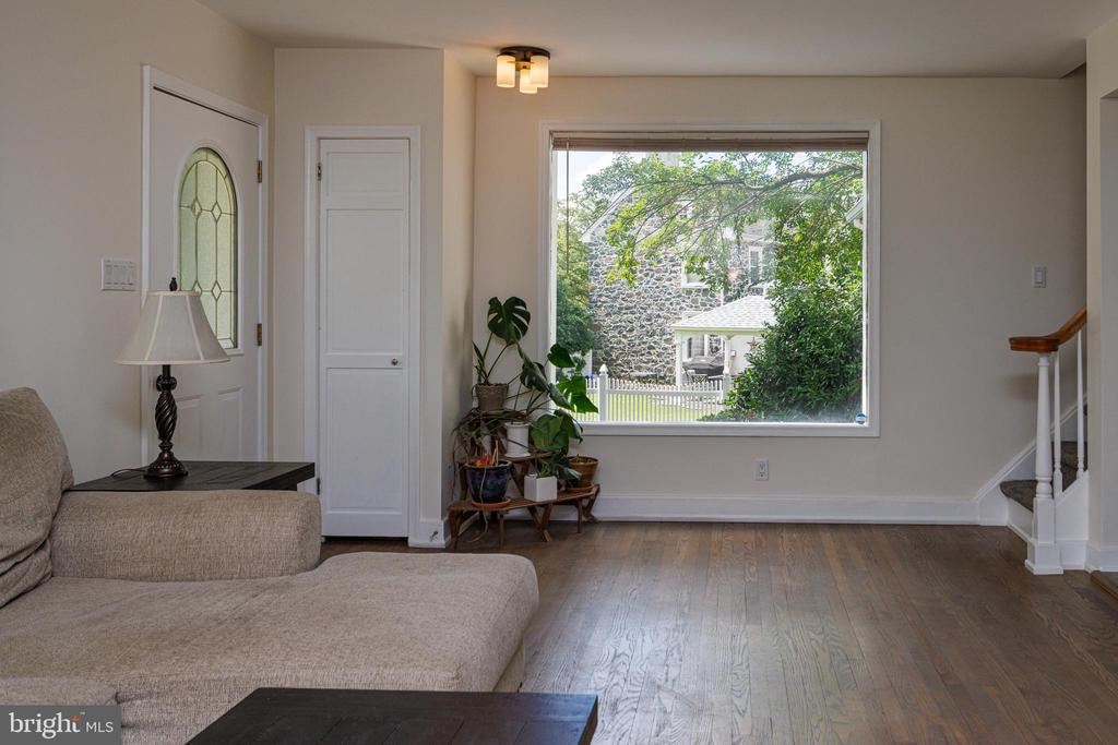 652 MEETINGHOUSE ROAD