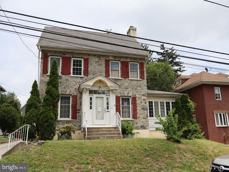 219 WAYNE AVENUE