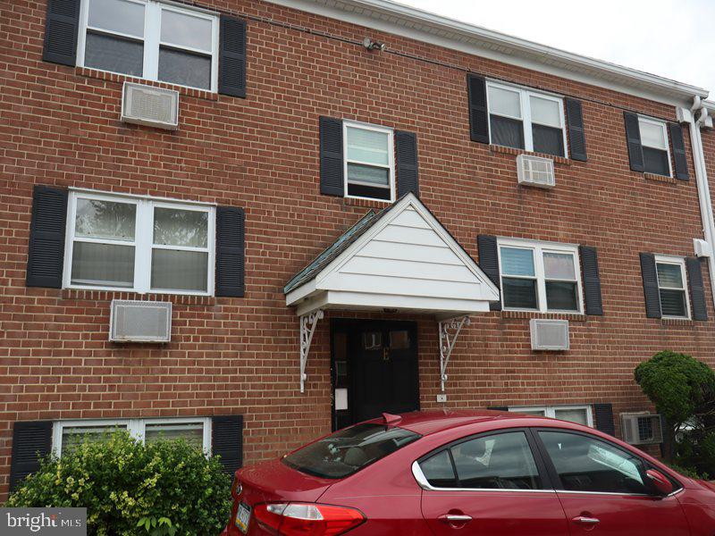 1 RADNOR DRIVE Unit: E-4