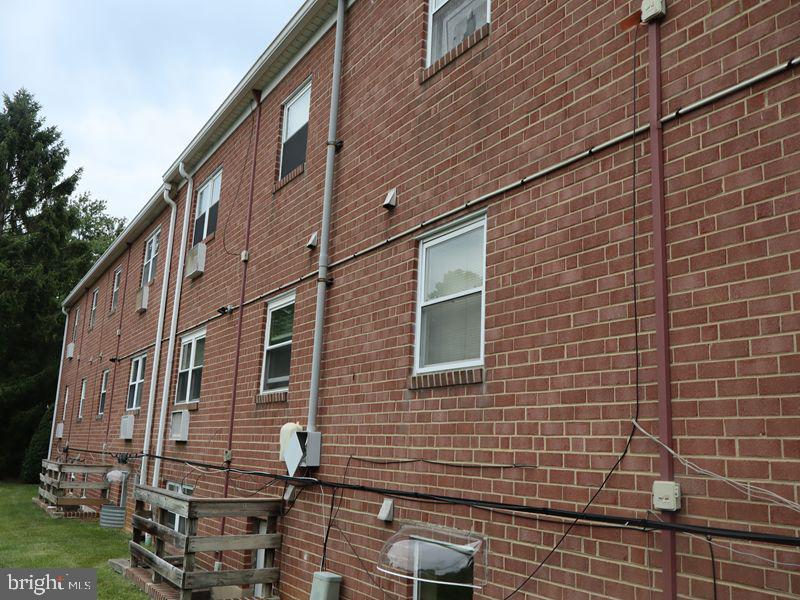 1 RADNOR DRIVE Unit: E-4